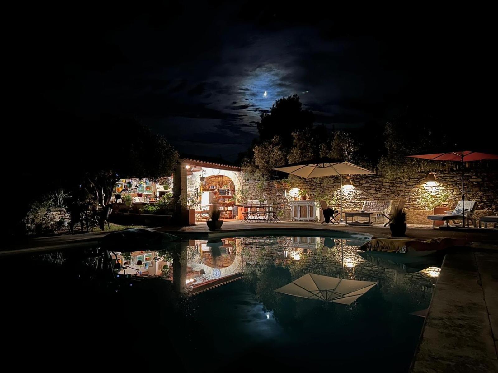 Chambre D'Hotes Chez Maguy B-Villa Makeire Gordes Exterior photo
